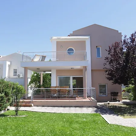Toroneos Sea Side Villa *