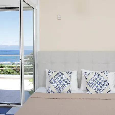 Toroneos Sea Side Villa