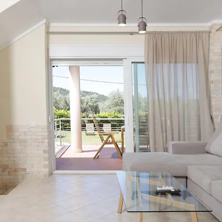 Toroneos Sea Side Villa