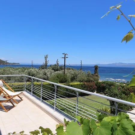 Villa Toroneos Sea Side *