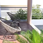 Toroneos Sea Side Villa *